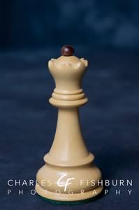House of Staunton Zagreb '59 wooden chess set, white queen